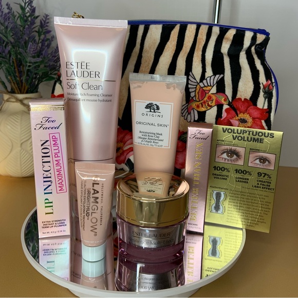 FLASH SALE! Estée Lauder Bag With Full Size Samples NWT - Picture 1 of 11